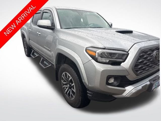 2023 Toyota Tacoma TRD Sport's photo