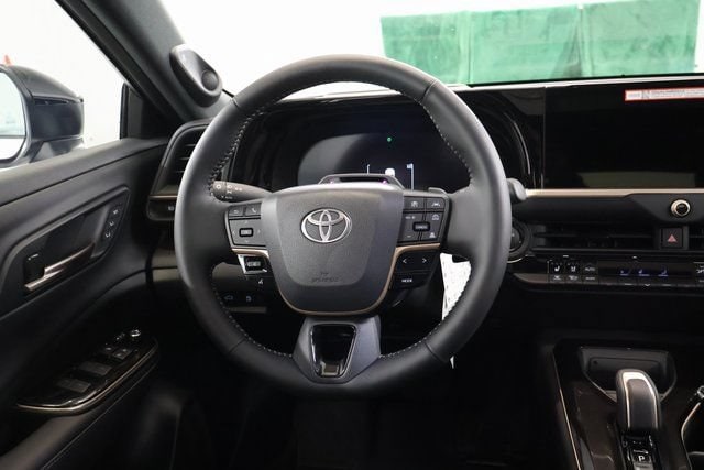 2026 Toyota Crown Platinum - Photo 16