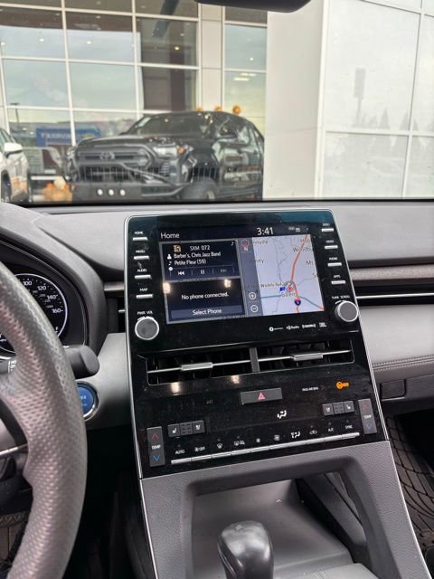 2020 Toyota Avalon Hybrid Limited photo 3