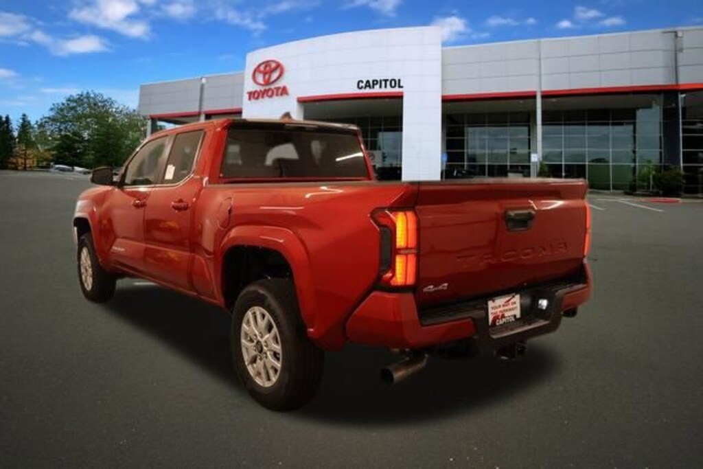 New 2026 Toyota Tacoma SR5 4X4 DBL CAB LONG BED