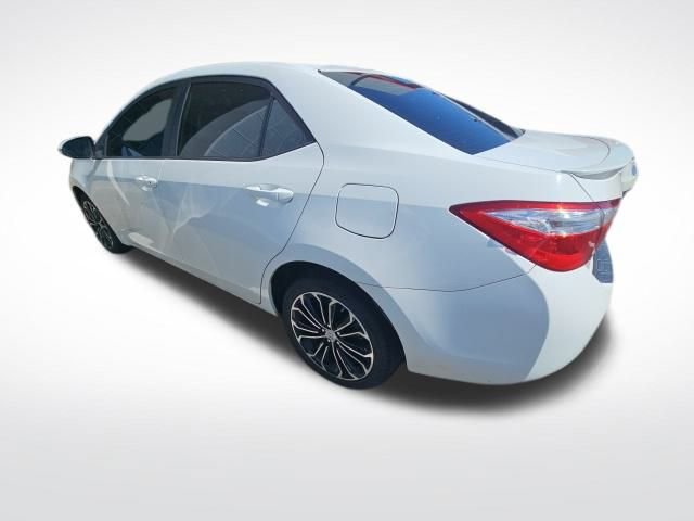 2016 Toyota Corolla Plus photo 2