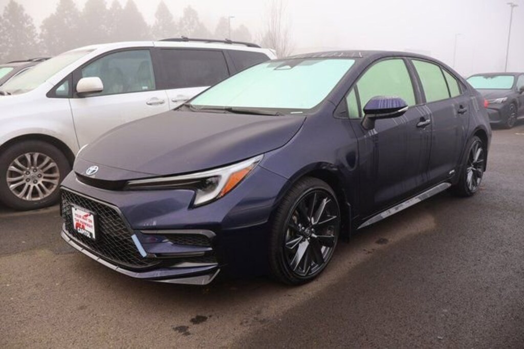 Certified 2025 Toyota Corolla Hybrid SE Sedan