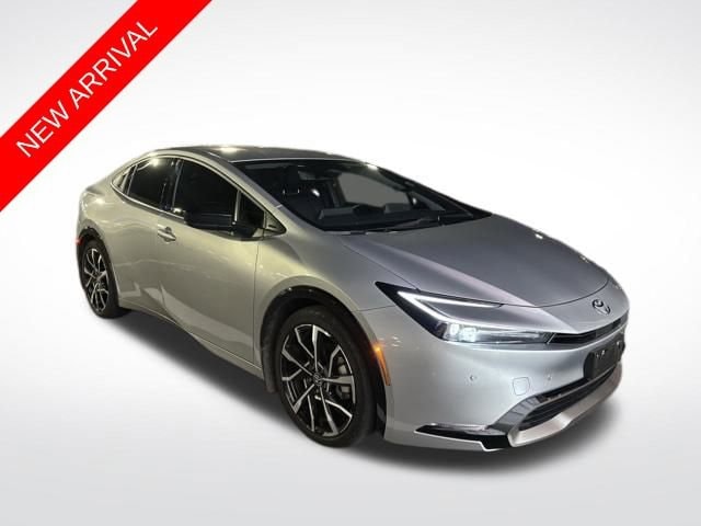 2024 Toyota Prius Prime XSE's photo
