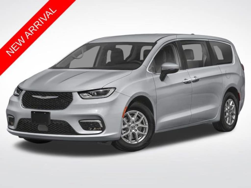 Used 2024 Chrysler Pacifica Touring L Van Passenger Van