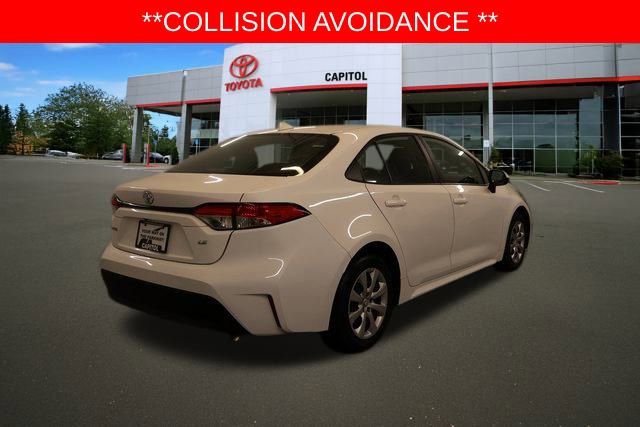 2024 Toyota Corolla LE photo 2