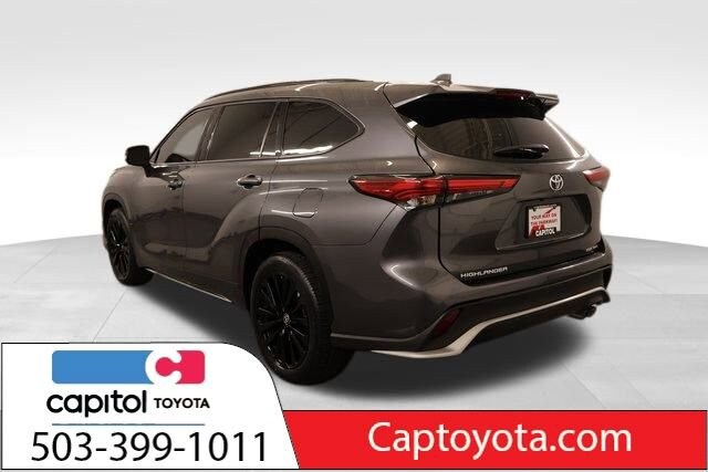2023 Toyota Highlander XSE photo 3
