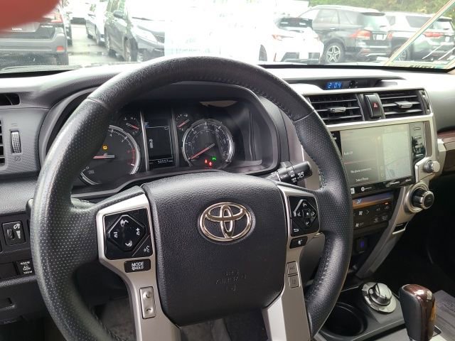 2021 Toyota 4Runner Limited photo 2