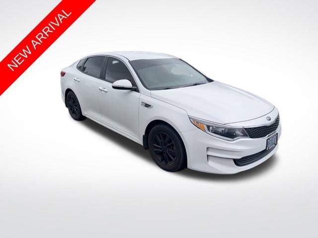 2016 Kia Optima LX's photo