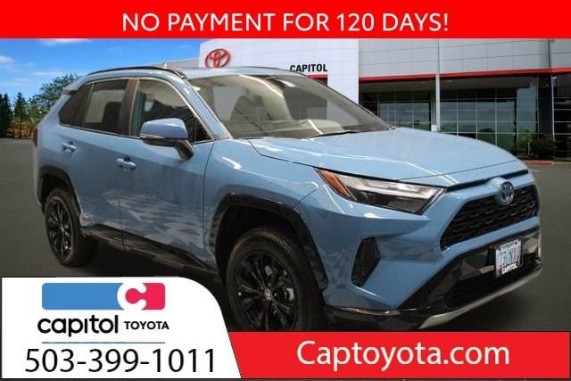 2023 Toyota RAV4 SE's photo