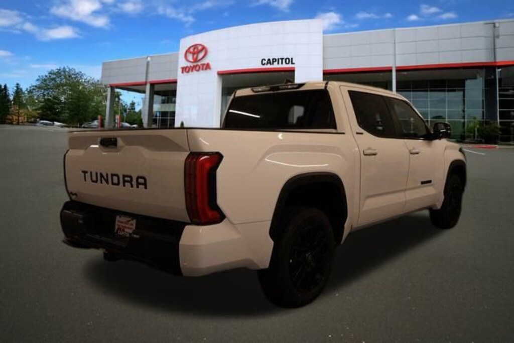 New 2026 Toyota Tundra Limited LIMITED CREWMAX 5.5