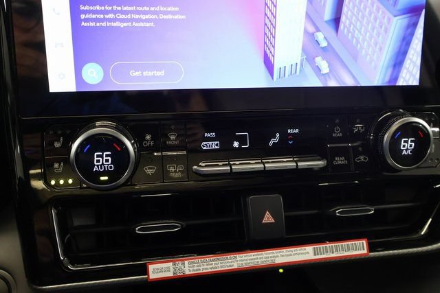 2026 Toyota Highlander Platinum - Photo 21