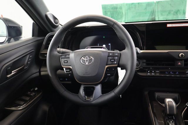 2026 Toyota Crown Platinum - Photo 15