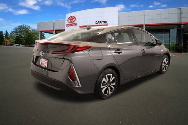2019 Toyota Prius Prime Premium photo 2