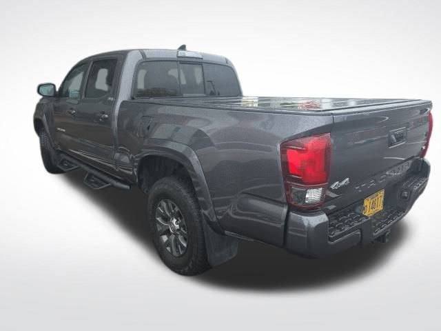 2019 Toyota Tacoma SR5 photo 3