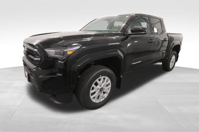 2025 Toyota Tacoma SR5 Double Cab photo 4