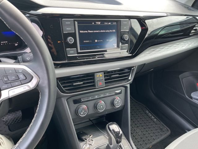 2022 Volkswagen Taos S photo 4