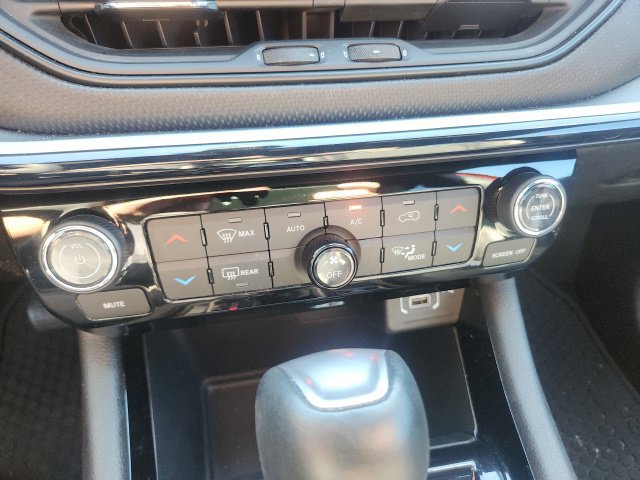 2025 Jeep Compass Trailhawk - Photo 10