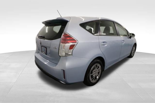 Used 2015 Toyota Prius v Three with VIN JTDZN3EU0FJ017860 for sale in Salem, OR