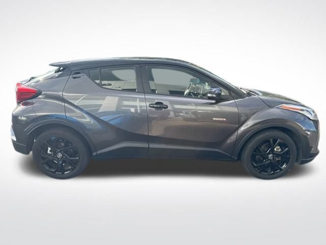 2022 Toyota C-HR Nightshade Edition photo 2
