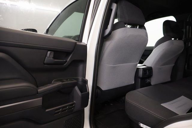 2026 Toyota 4Runner TRD Off-Road - Photo 27