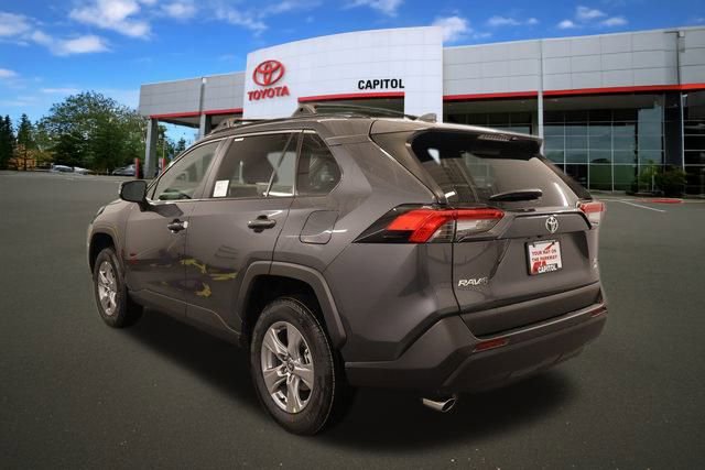 2025 Toyota RAV4 XLE photo 2