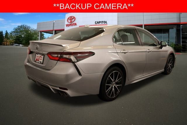 2023 Toyota Camry SE photo 2