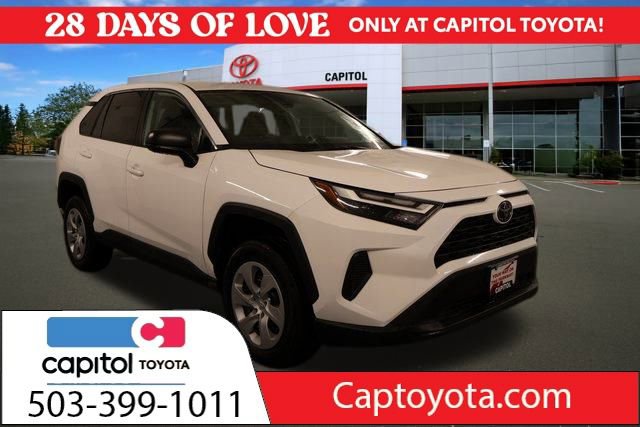 2025 Toyota RAV4 LE
