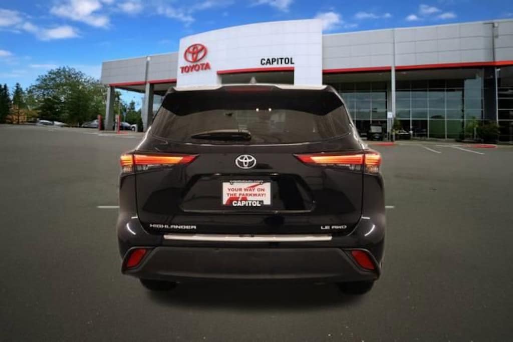 Certified 2023 Toyota Highlander LE SUV