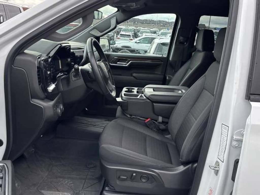 Used 2024 Chevrolet Silverado 1500 LT Truck Crew Cab