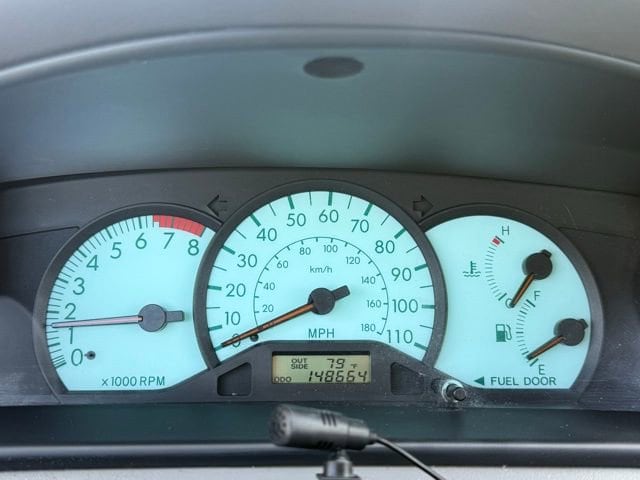 Used 2003 Toyota Corolla LE with VIN JTDBR38EX32001634 for sale in Salem, OR