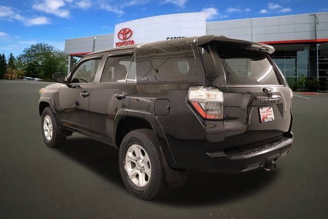 2023 Toyota 4Runner SR5 photo 2
