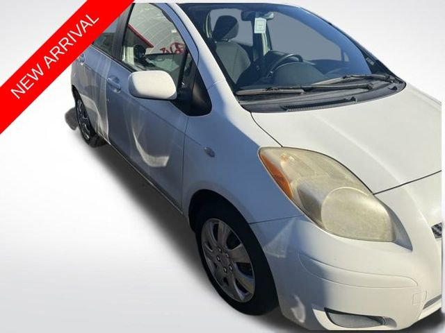 2009 Toyota Yaris Base's photo