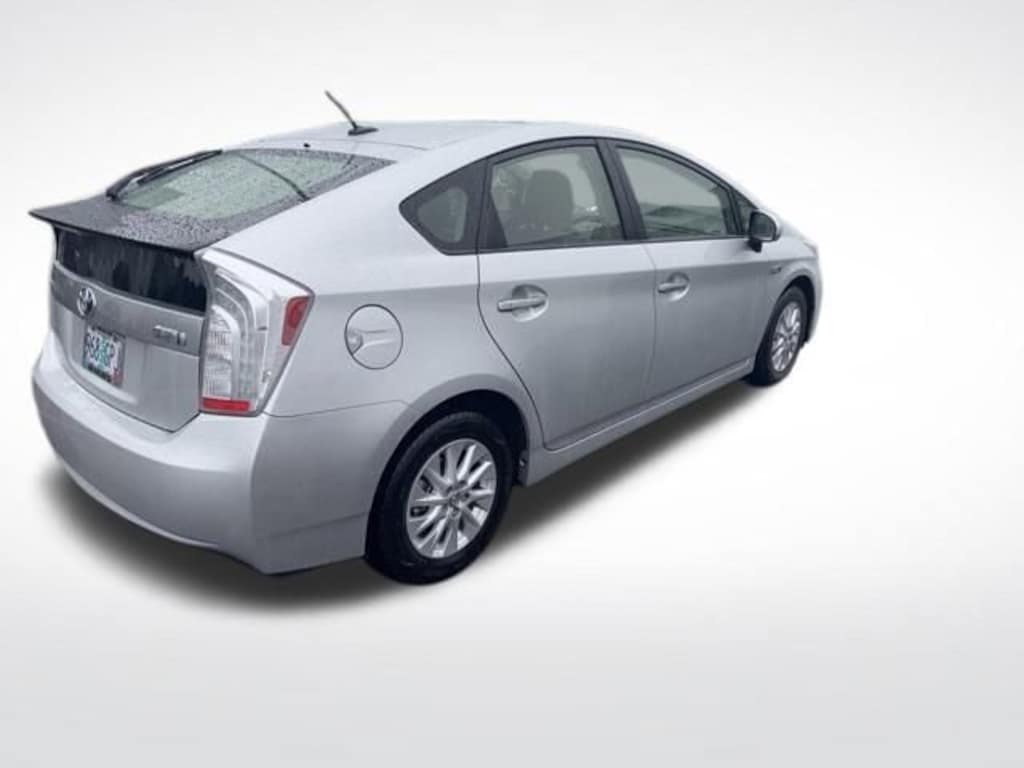 Used 2013 Toyota Prius Plug-in Advanced Hatchback