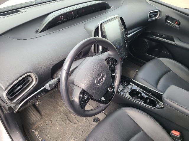 2021 Toyota Prius Prime Limited photo 2