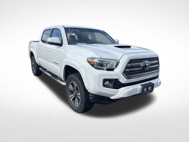 2017 Toyota Tacoma Truck Double Cab 