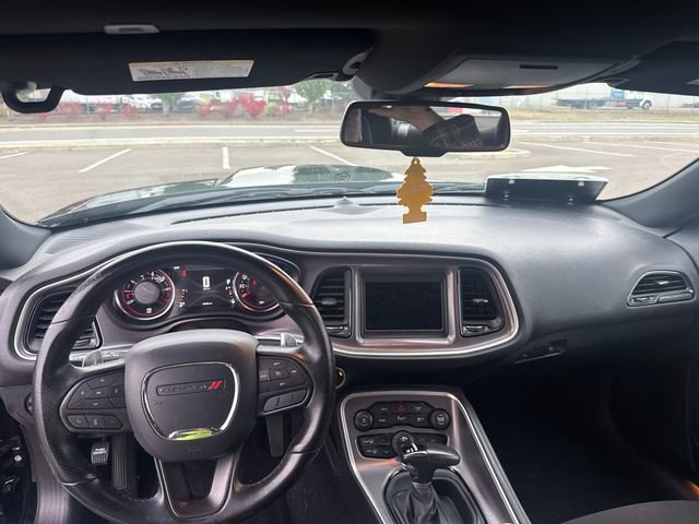 2022 Dodge Challenger GT photo 2