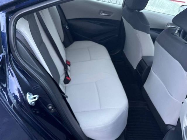 2020 Toyota Corolla LE photo 3