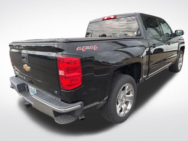2017 Chevrolet Silverado 1500 LT photo 4