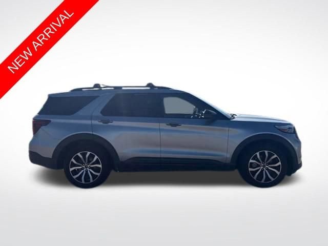 2020 Ford Explorer ST 4WD's photo