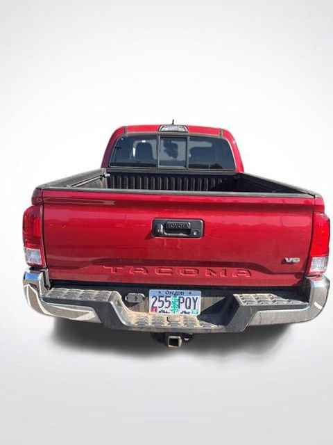 2017 Toyota Tacoma SR5 photo 4