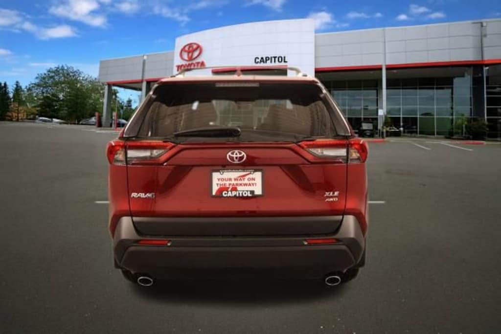 New 2025 Toyota RAV4 XLE XLE AWD SUV