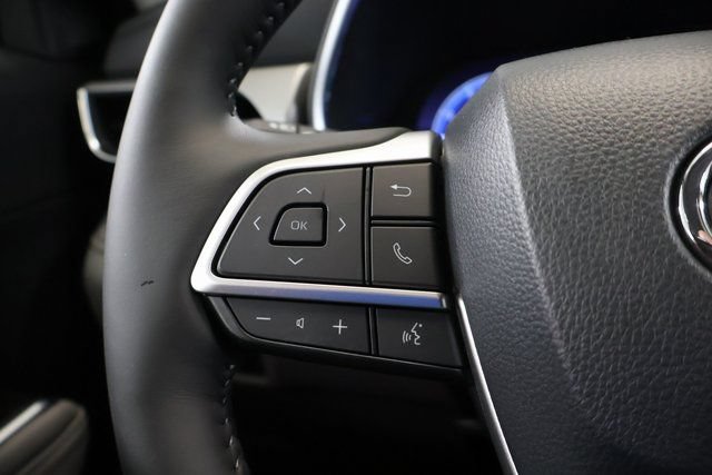 2026 Toyota Highlander Platinum - Photo 18