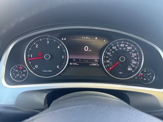 Used 2015 Volkswagen Touareg Executive with VIN WVGEP9BP6FD002204 for sale in Salem, OR
