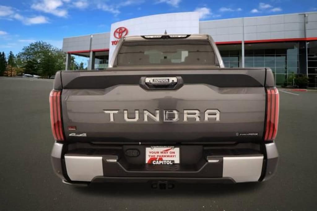 New 2026 Toyota Tundra i-FORCE MAX Capstone CAPSTONE CREWMAX 5.5