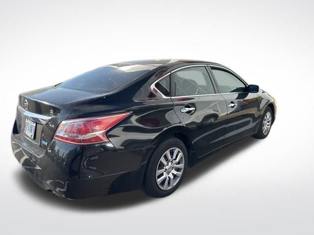 2013 Nissan Altima 2.5 S photo 4