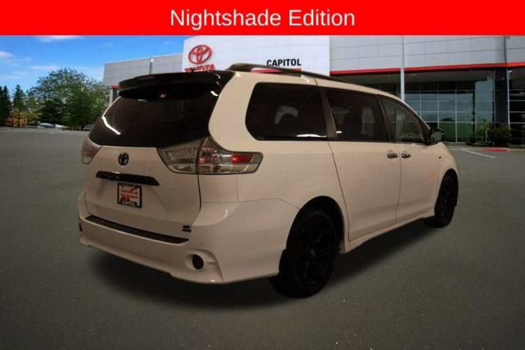 Used 2020 Toyota Sienna SE Van