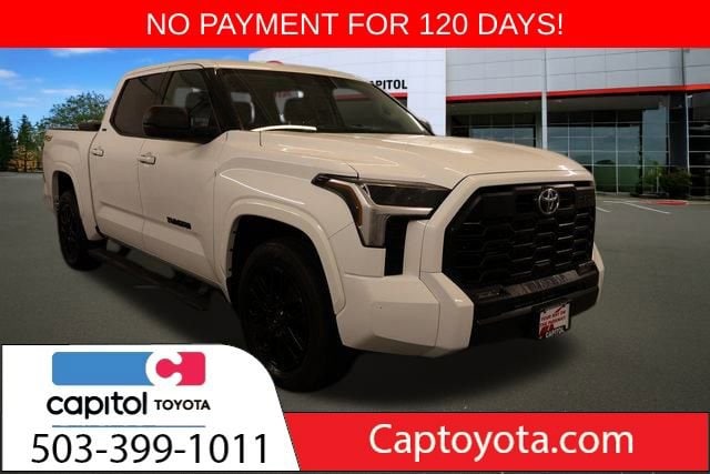 2023 Toyota Tundra SR5's photo