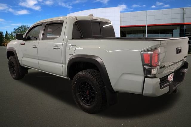 2021 Toyota Tacoma TRD Pro photo 3