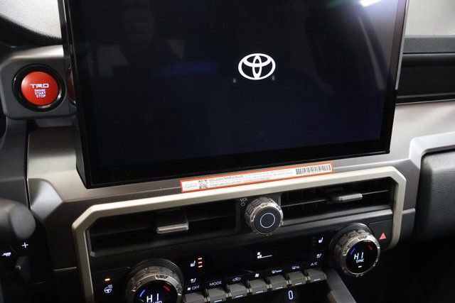 2025 Toyota Tacoma TRD Off Road - Photo 19