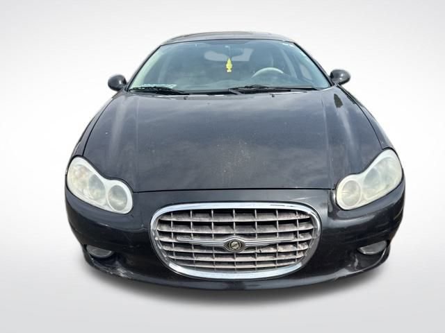 2004 Chrysler Concorde photo 3